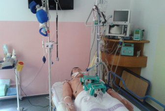 Zdravotníci stárnou: Vláda dá 13 miliard do vzdělání, chce novou generaci sester a záchranářů