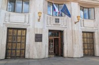 Stárnutí populace a stárnutí zdravotníků - záchrana ve 4 bodech