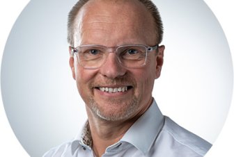 Bývalí kamioňáci kurz na řidiče záchranky většinou nezvládnou, říká ředitel