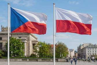 Zaseknutá sanitka na hranicích: Česko-polská smlouva naráží ve Varšavě na úředního šimla