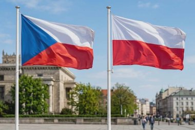 Zaseknutá sanitka na hranicích: Česko-polská smlouva naráží ve Varšavě na úředního šimla