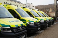 Deset nových sanitek míří do ulic Ústeckého kraje.